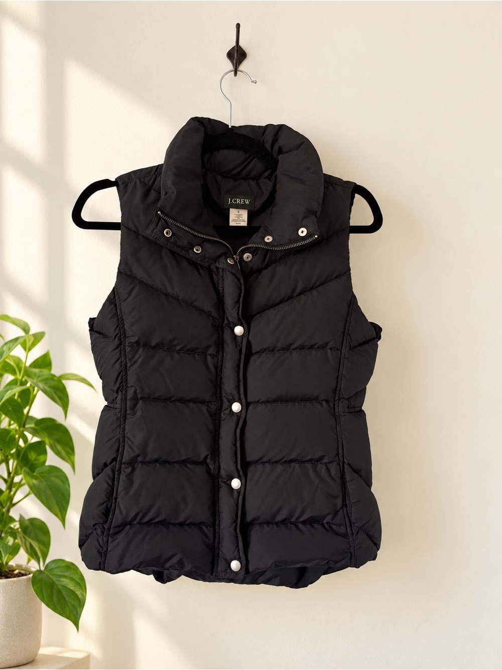 J.Crew Black Quilted Down Puffer Vest Women’s Small